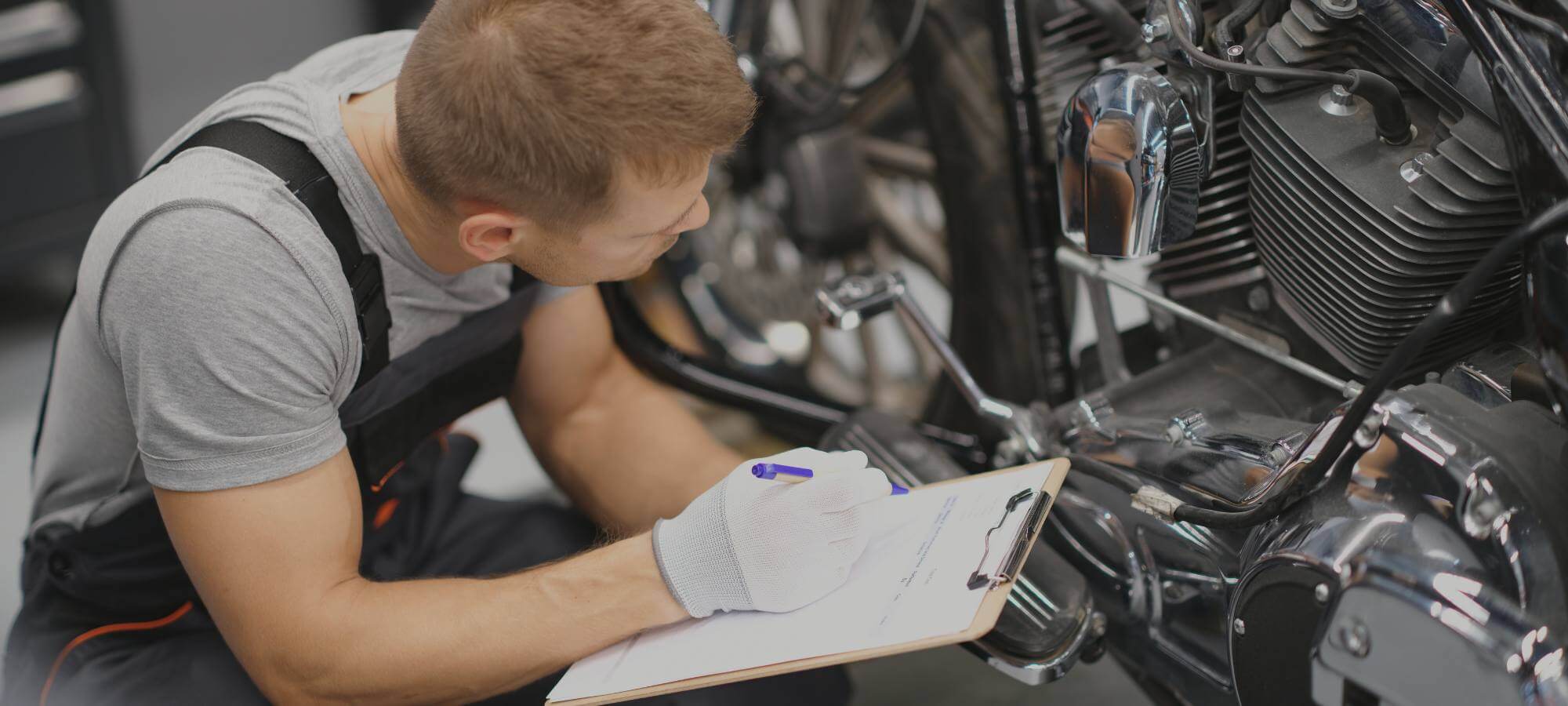 Motorrad Service und Inspektion in der Meisterwerkstatt von KFZ Czeitschner in Marz